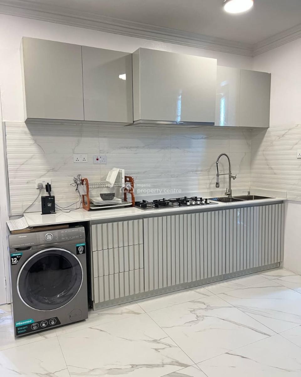 Luxurious 3 Bedroom Apartment with Dazzling City & Water Views, Off Admiralty, Lekki Phase 1, Lekki, Lagos, Flat / Apartment Short Let
