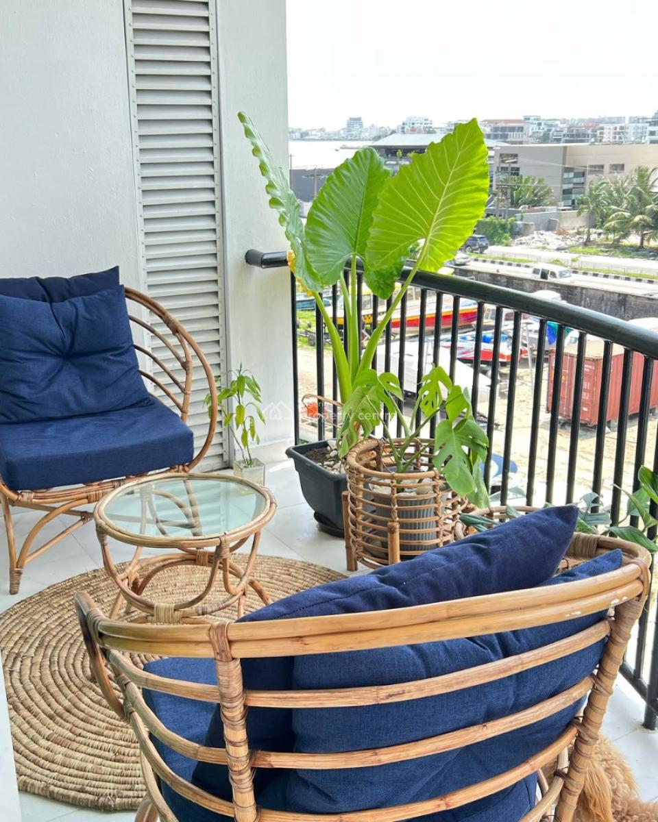 Luxurious 3 Bedroom Apartment with Dazzling City & Water Views, Off Admiralty, Lekki Phase 1, Lekki, Lagos, Flat / Apartment Short Let