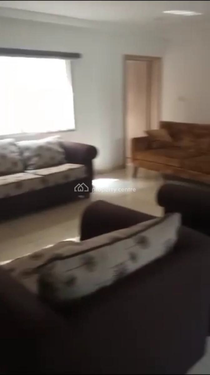 Luxury  Spacious 3 Bedroom with Glass Showers, Kitchen Cabinets., Alaka Estate, Surulere, Lagos, Flat / Apartment for Rent