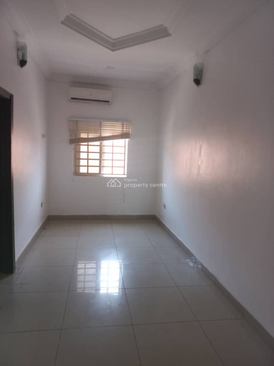 Lovely 3 Bedroom Apartment, Eleganza Gardens Opposite Vgc, Lekki, Lagos, Flat / Apartment for Rent