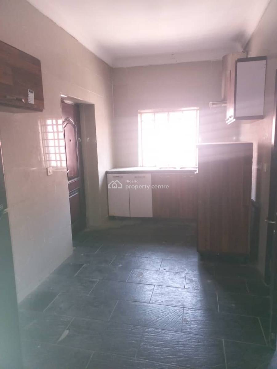 Lovely 3 Bedroom Apartment, Eleganza Gardens Opposite Vgc, Lekki, Lagos, Flat / Apartment for Rent