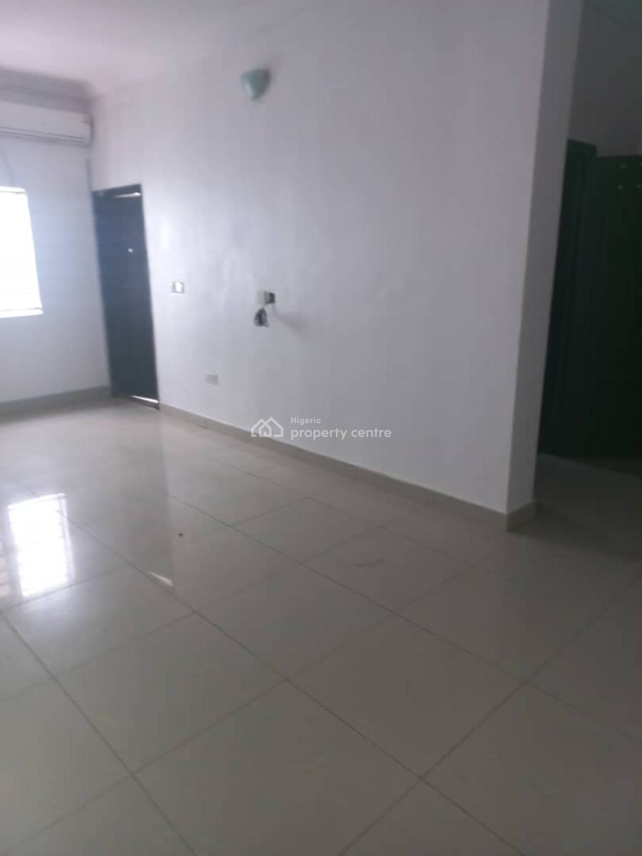 Lovely 3 Bedroom Apartment, Eleganza Gardens Opposite Vgc, Lekki, Lagos, Flat / Apartment for Rent