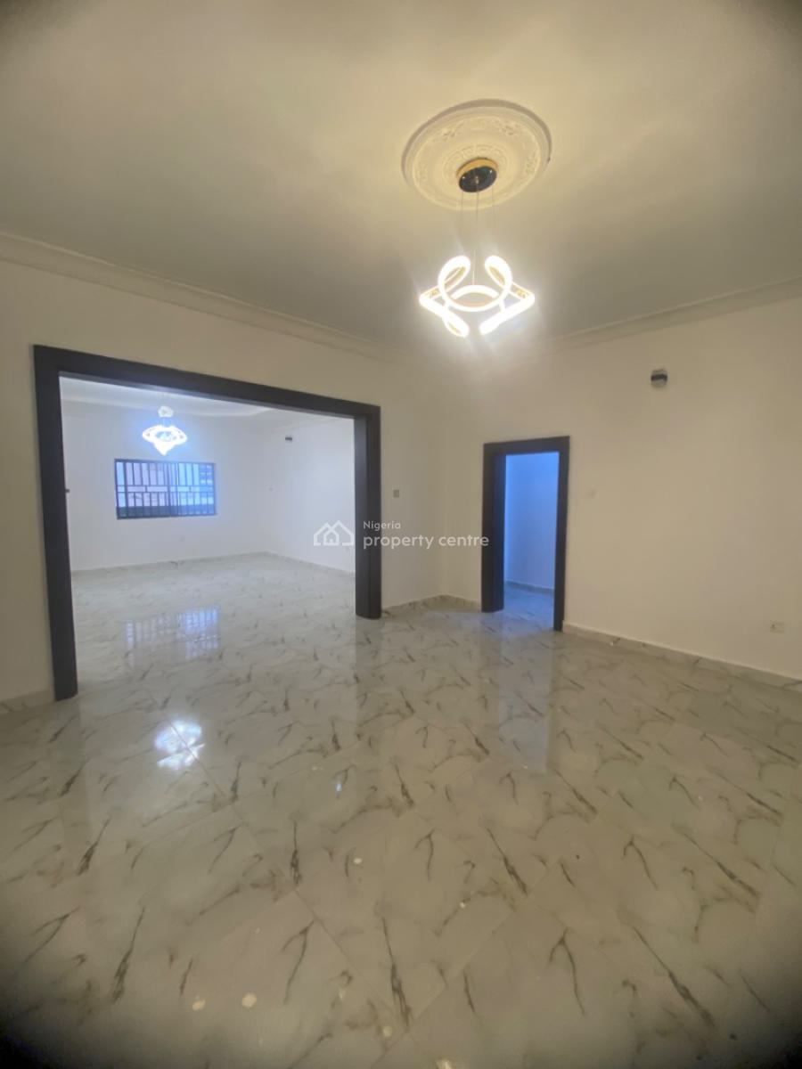 Luxury 3 Bedroom Flat with Excellent Finishing in a Secured Compound, Area 11, Garki, Abuja, Flat / Apartment for Rent