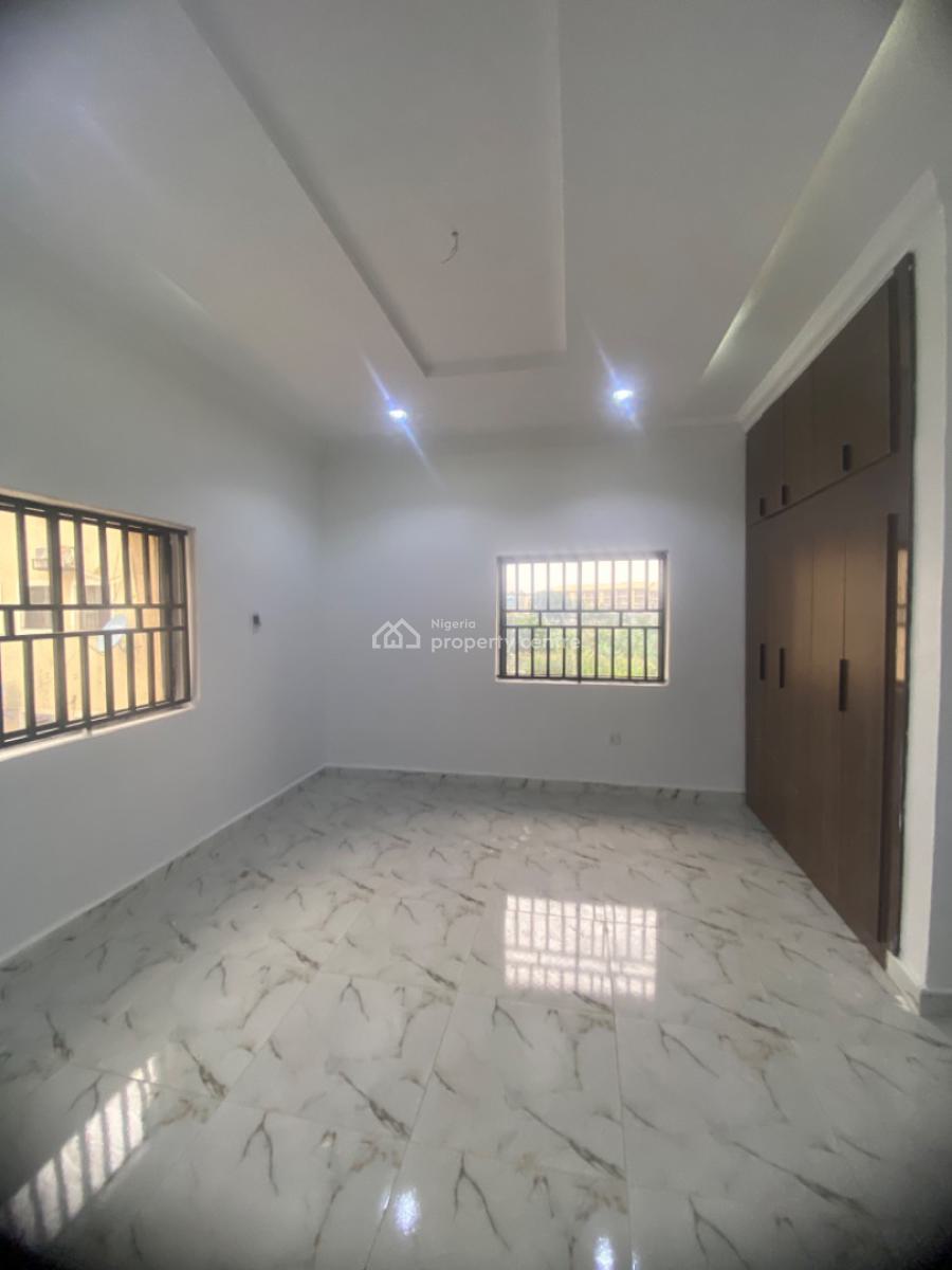 Luxury 3 Bedroom Flat with Excellent Finishing in a Secured Compound, Area 11, Garki, Abuja, Flat / Apartment for Rent