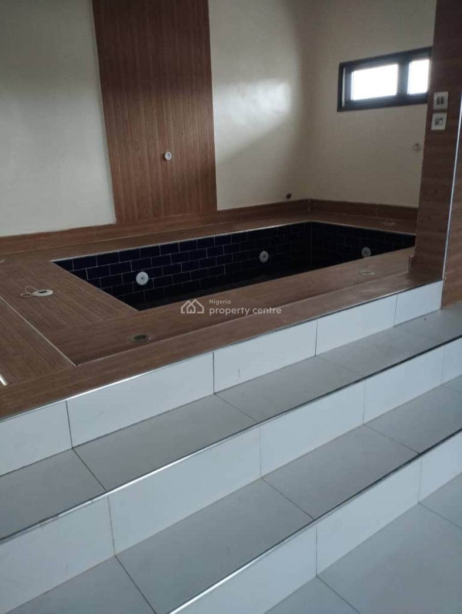 Exquisite 6 Bedroom Fully Detached Duplex with 2 Bedroom Bq, Lekki Phase 1, Lekki, Lagos, Detached Duplex for Sale