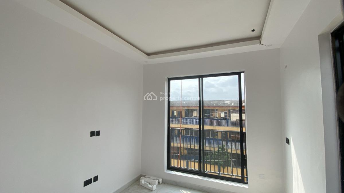 Luxury One Bedroom Apartment with Modern Facilities, Onike, Yaba, Lagos, Mini Flat (room and Parlour) for Rent