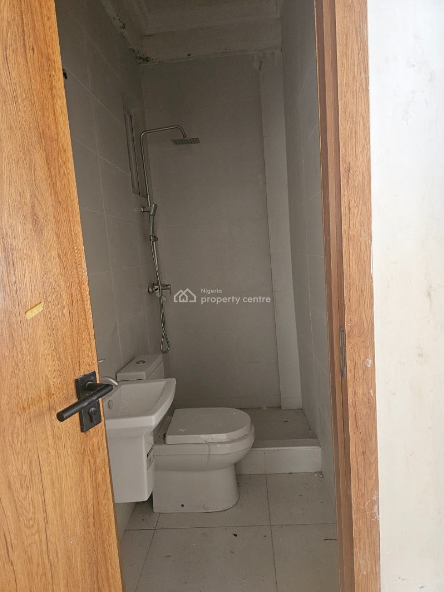 3 Bedroom Flat Wit Bq, Osapa, Lekki, Lagos, Flat / Apartment for Sale