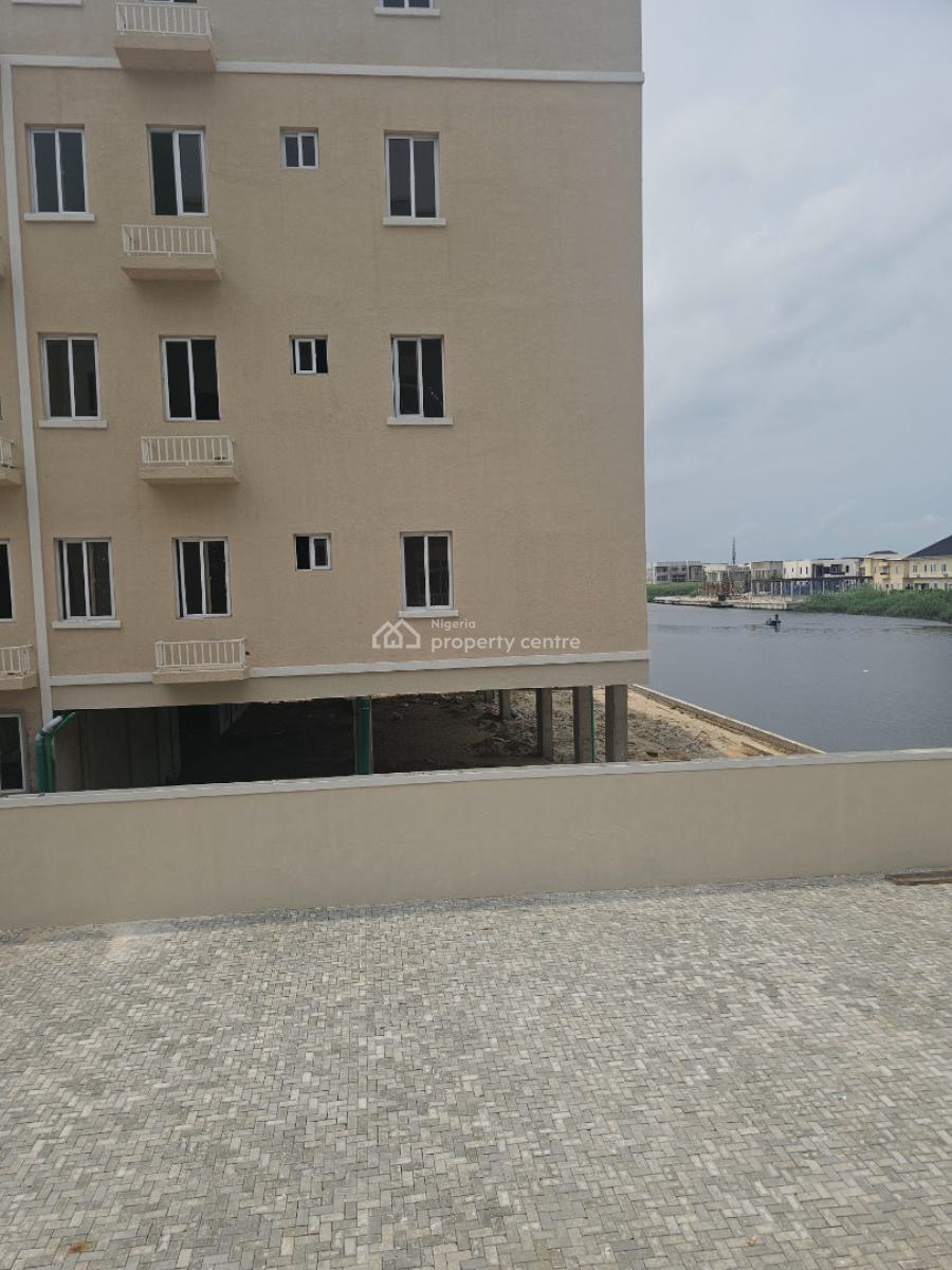 3 Bedroom Flat Wit Bq, Osapa, Lekki, Lagos, Flat / Apartment for Sale