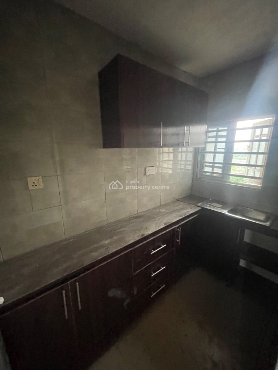 Newly Built 2 Bedroom Upstair, Cole Estate By Iyana Oworo, Gbagada, Lagos, Flat / Apartment for Rent