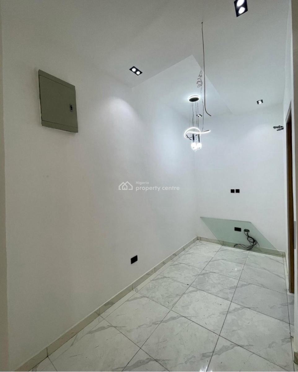 Stunning 5 Bedroom Fully Detached Duplex with a Bq, Chevron, Lekki, Lagos, House for Sale