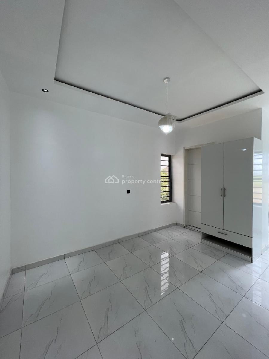 Exquisite 5 Bedroom Fully Detached Duplex, Located in a Serene Environment with a Pool,cinema,bq in Chevron, Lekki, Lagos, House for Sale