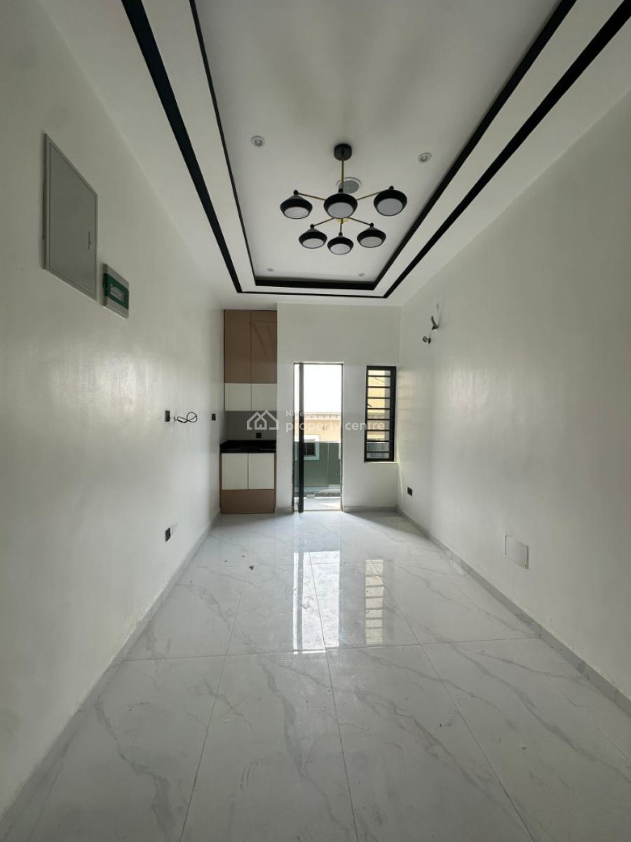 6 Bedroom Fully Detached House in Lekki, Lekki, Lagos, House for Sale