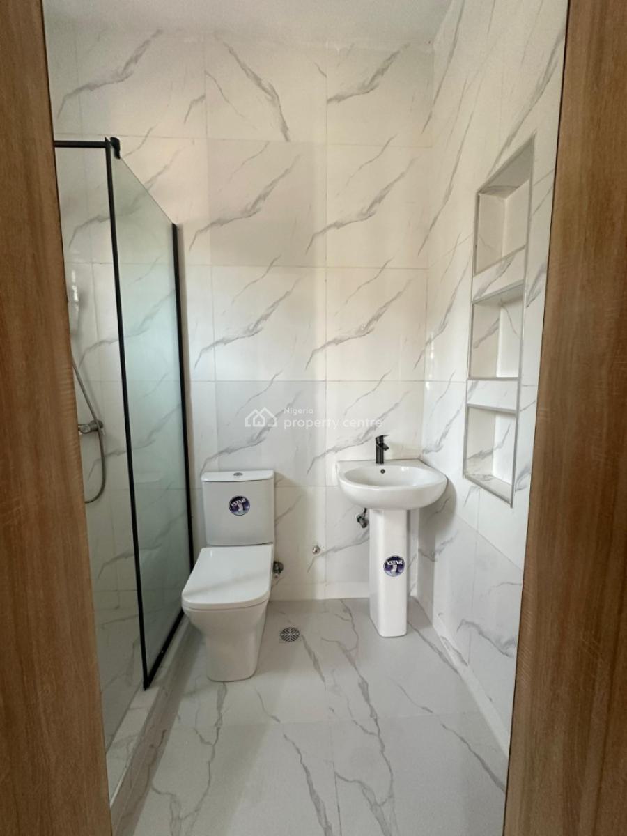6 Bedroom Fully Detached House in Lekki, Lekki, Lagos, House for Sale