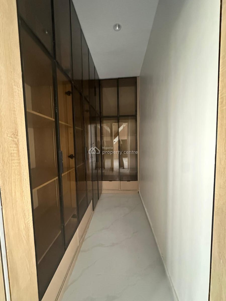 6 Bedroom Fully Detached House in Lekki, Lekki, Lagos, House for Sale