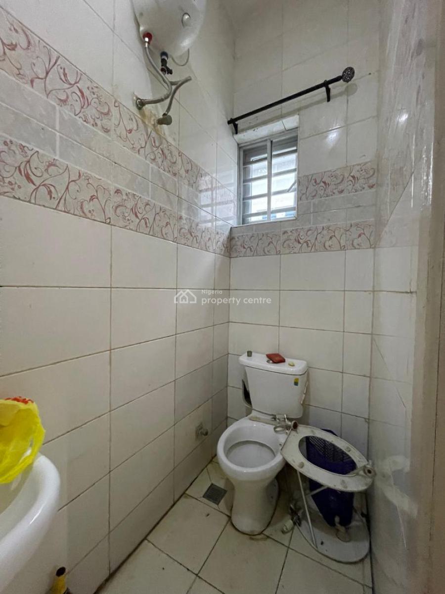 a Delightful 1 Room Shared Apartment, Ikota, Lekki, Lagos, Self Contain (single Rooms) for Rent