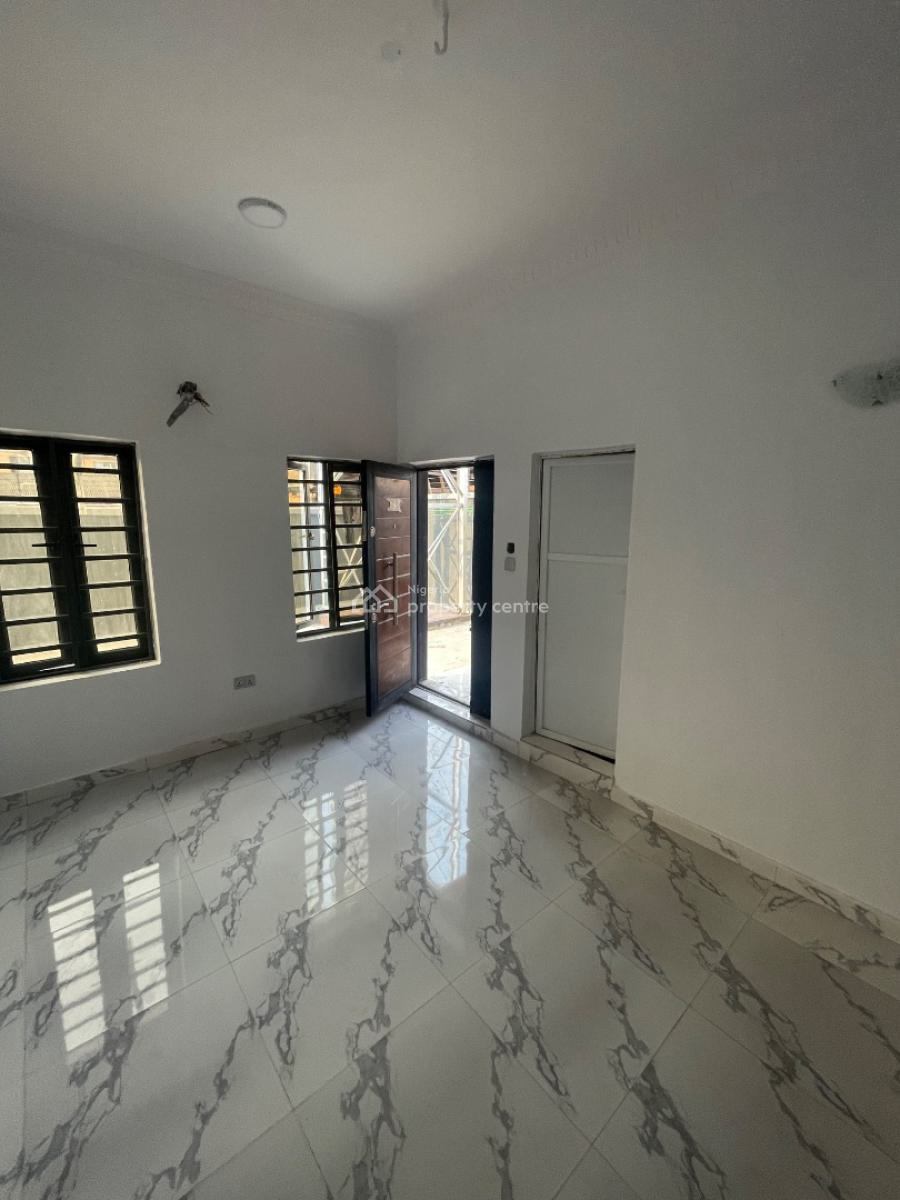Newly Built 2 Bedroom Apartment, Gbagada, Lagos, Flat / Apartment for Rent