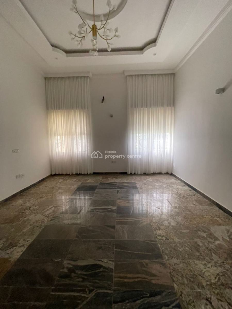 Complete Estate Is Available, Maitama District, Abuja, Terraced Duplex for Sale