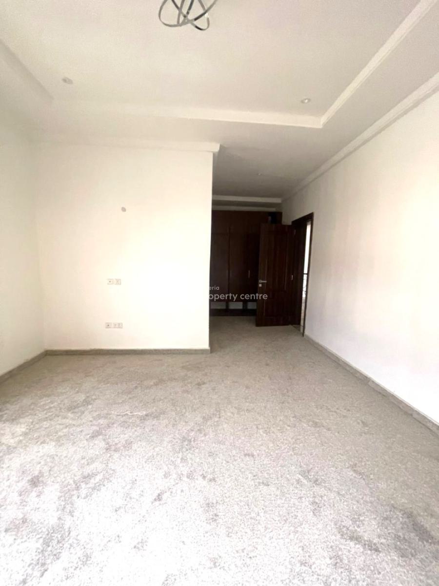 Complete Estate Is Available, Maitama District, Abuja, Terraced Duplex for Sale