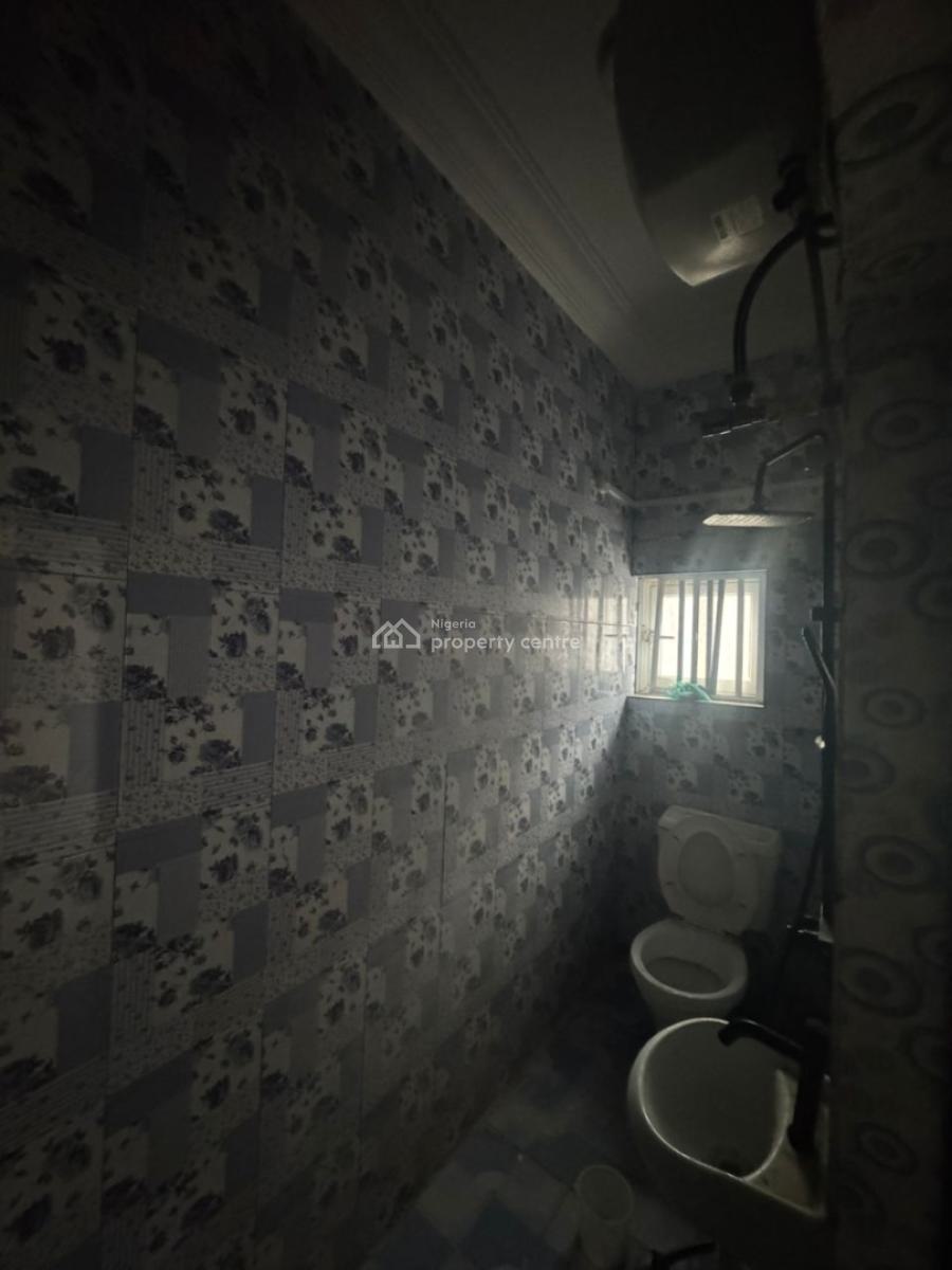 Ground Floor 2 Bedroom Flat, Ologolo, Lekki, Lagos, Flat / Apartment for Rent