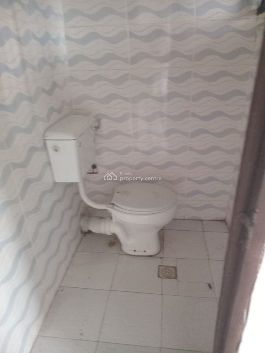 Sharp Mini Flat Upstairs Apartment with 2 Toilets, Awoyaya New Road Gbetu, Awoyaya, Ibeju Lekki, Lagos, Mini Flat (room and Parlour) for Rent