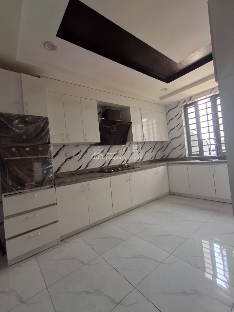 2-bedroom Apartment, in a Well-secured Estate, Ikate, Lekki, Lagos, Flat / Apartment for Sale