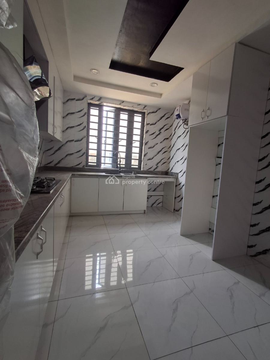 2-bedroom Apartment, in a Well-secured Estate, Ikate, Lekki, Lagos, Flat / Apartment for Sale