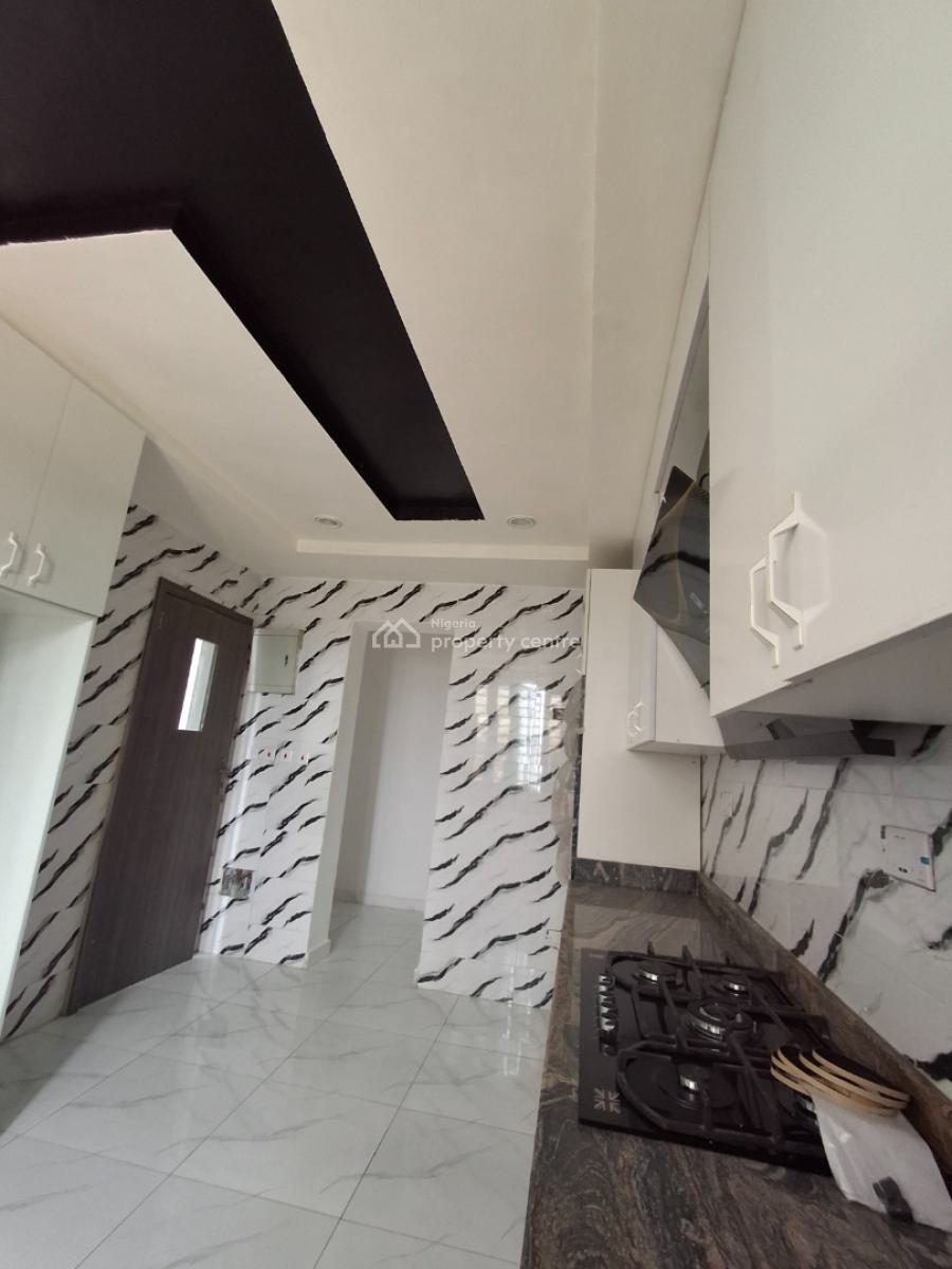 2-bedroom Apartment, in a Well-secured Estate, Ikate, Lekki, Lagos, Flat / Apartment for Sale