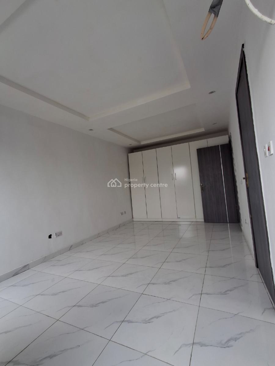 2-bedroom Apartment, in a Well-secured Estate, Ikate, Lekki, Lagos, Flat / Apartment for Sale