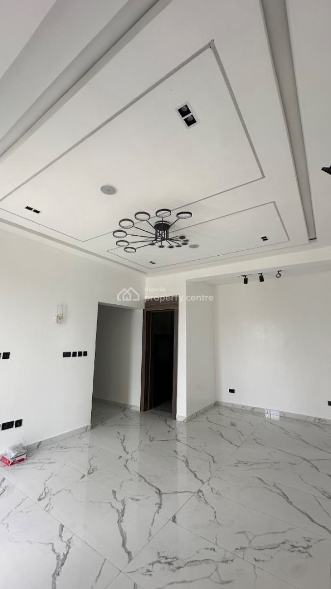a Stylish Spacious 3 Bedroom Apartment with Elevator, Lekki Phase 1, Lekki, Lagos, Flat / Apartment for Sale