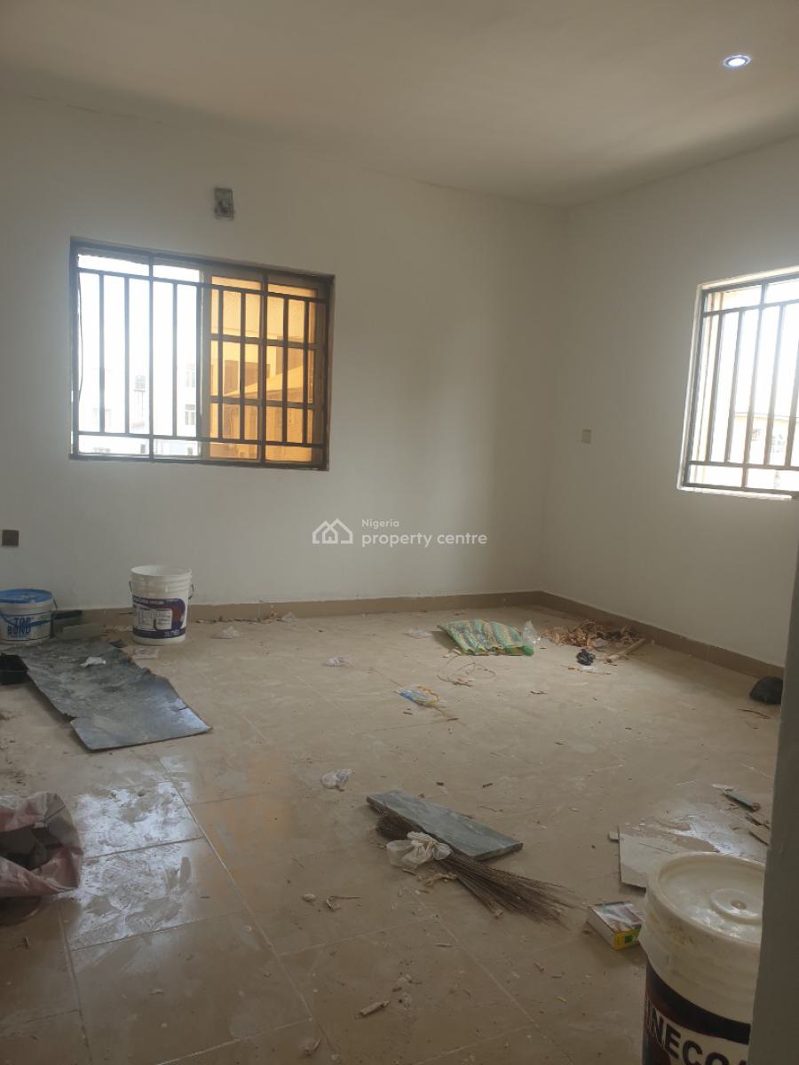Spacious Self Contain, Off Spg Road, Igbo Efon, Lekki, Lagos, Flat / Apartment for Rent