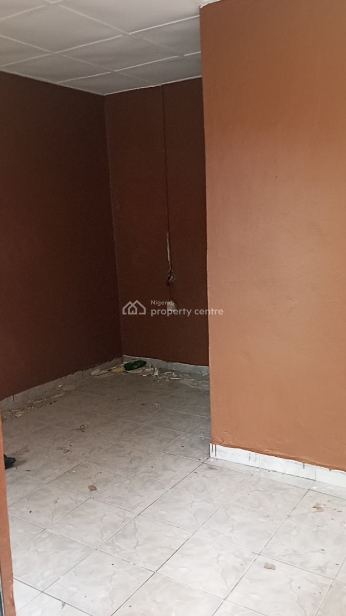 Solidly Built Self-contained, Naking Close, Phase 2: 1, Kubwa, Abuja, Self Contain (single Rooms) for Rent