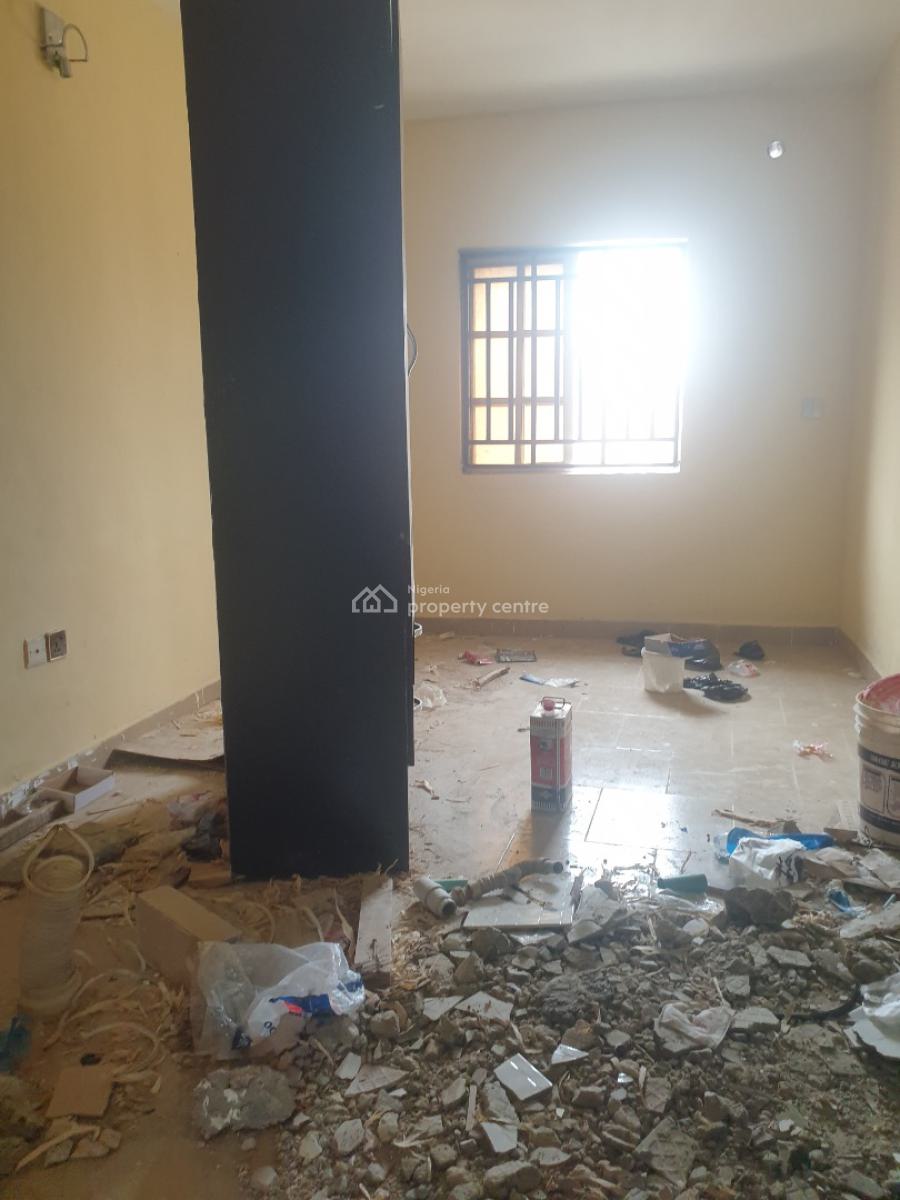 Spacious Self Contain, Off Spg Road Igbo-efo, Lekki, Lagos, Flat / Apartment for Rent
