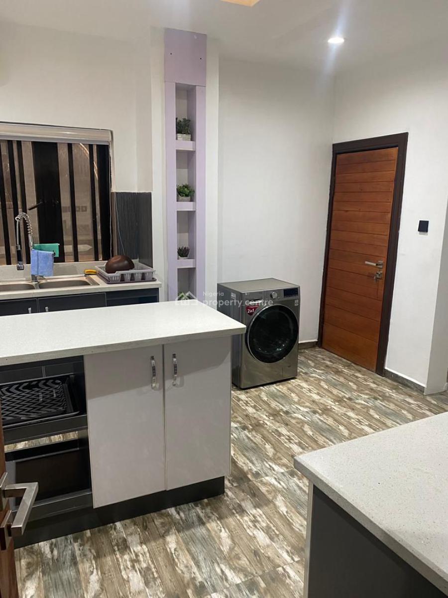 3 Bedroom Serviced Apartment, Ikeja Gra, Ikeja, Lagos, Flat / Apartment for Sale