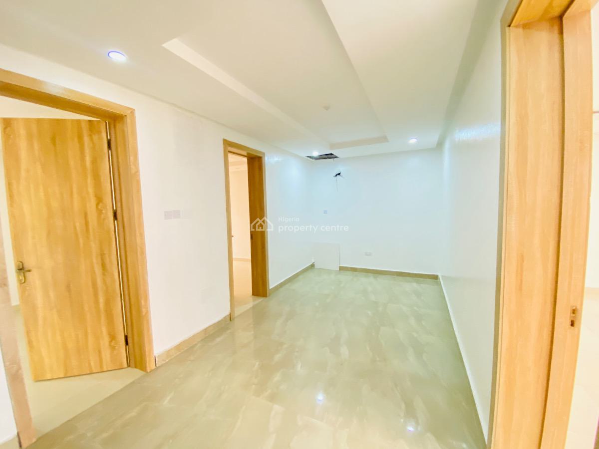Self Compound Newly Built 4 Bedroom Terrace Duplex with Two Rooms Bq, Lekki Phase 1, Lekki, Lagos, Terraced Duplex for Rent