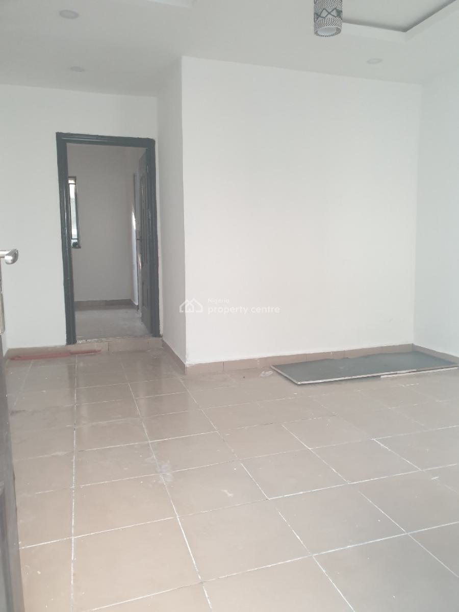 Spacious Miniflat, Off Spg Road, Igbo Efon, Lekki, Lagos, Flat / Apartment for Rent