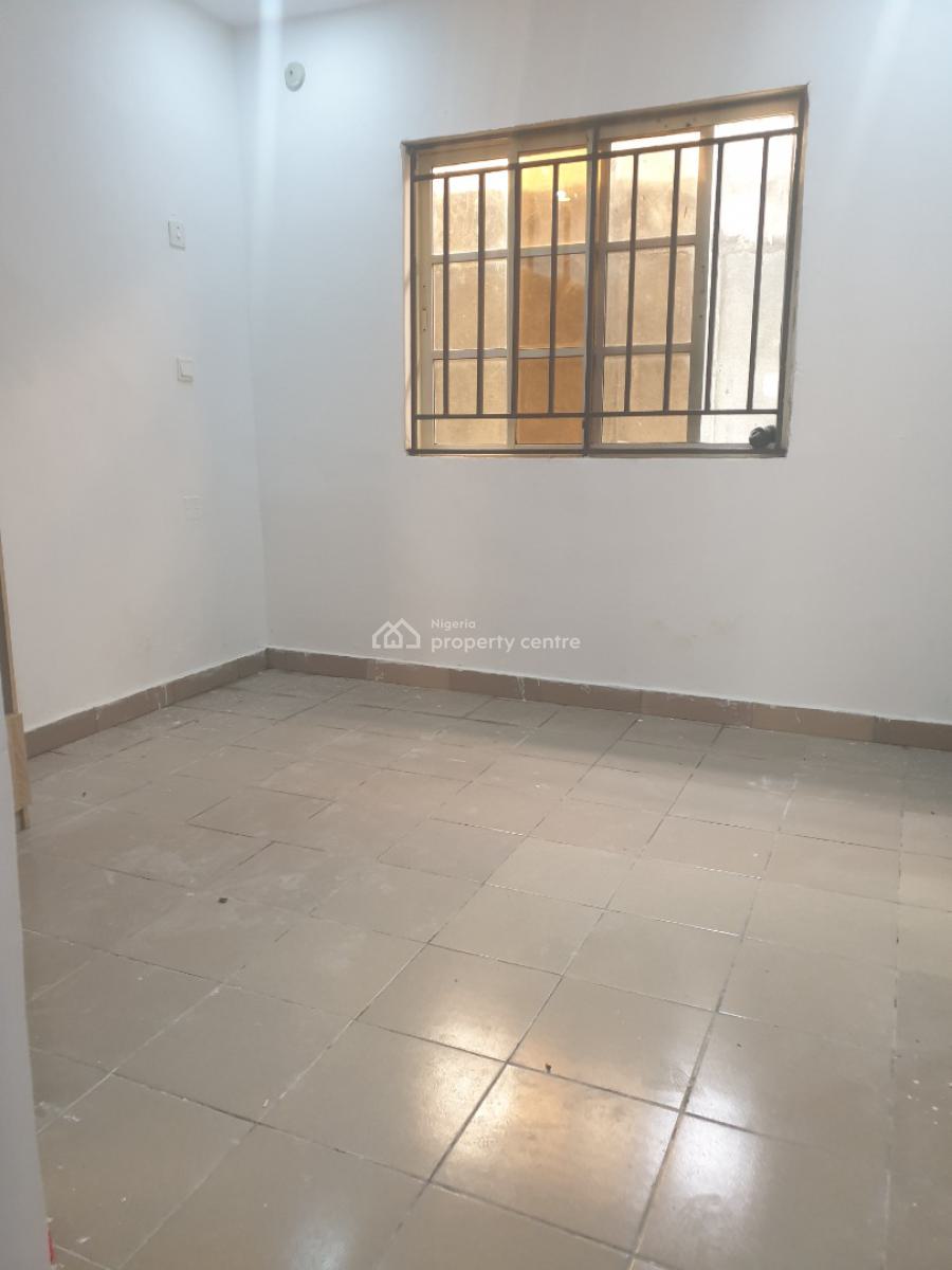 Spacious Miniflat, Off Spg Road, Igbo Efon, Lekki, Lagos, Flat / Apartment for Rent