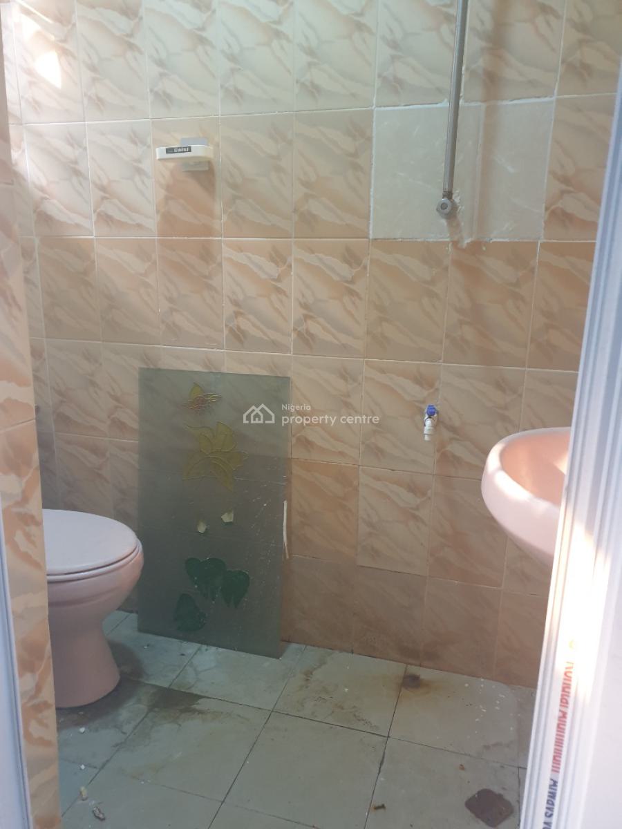Spacious Miniflat, Off Spg Road, Igbo Efon, Lekki, Lagos, Flat / Apartment for Rent