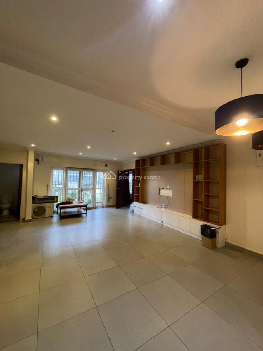 Well Maintained 3-bedroom Apartment in a Serene and Secured Neighborho, Lekki Lagos, Ikate, Lekki, Lagos, House for Rent