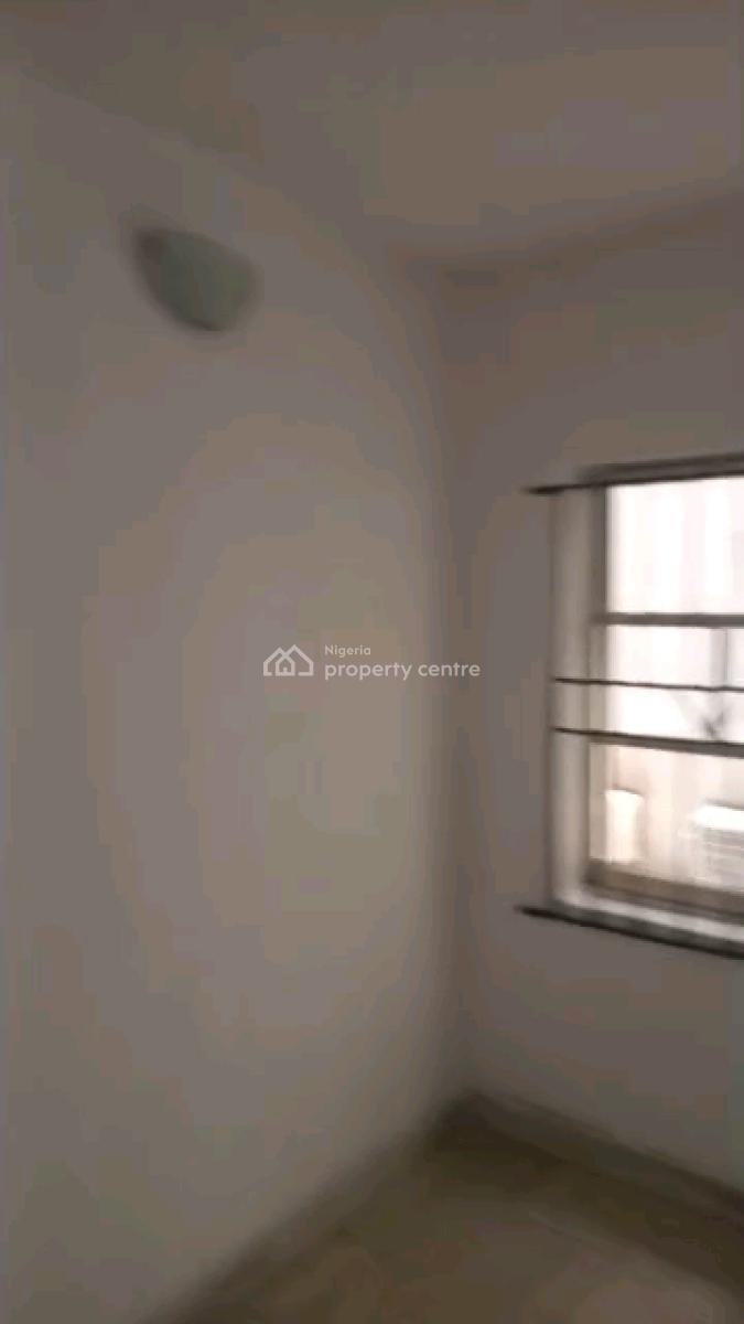 Newly Renovated 1bedroom Flat, Ogundola Street Off Pedro/bajulaye Road, Shomolu, Lagos, Mini Flat (room and Parlour) for Rent