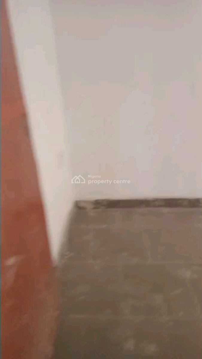 Newly Renovated 1bedroom Flat, Ogundola Street Off Pedro/bajulaye Road, Shomolu, Lagos, Mini Flat (room and Parlour) for Rent