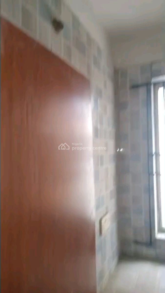 Newly Renovated 1bedroom Flat, Ogundola Street Off Pedro/bajulaye Road, Shomolu, Lagos, Mini Flat (room and Parlour) for Rent
