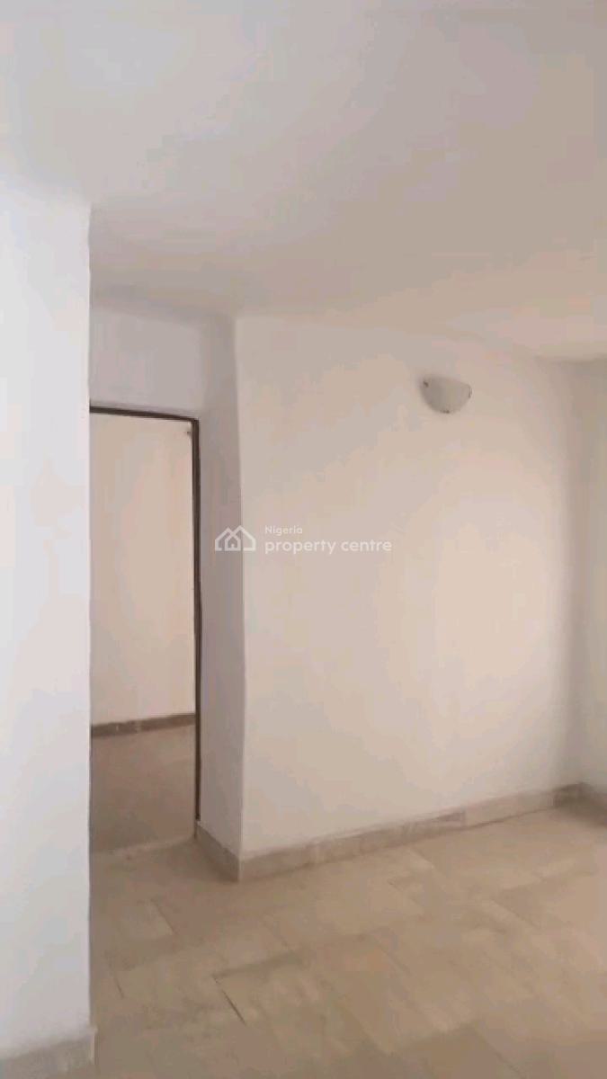 Newly Renovated 1bedroom Flat, Ogundola Street Off Pedro/bajulaye Road, Shomolu, Lagos, Mini Flat (room and Parlour) for Rent