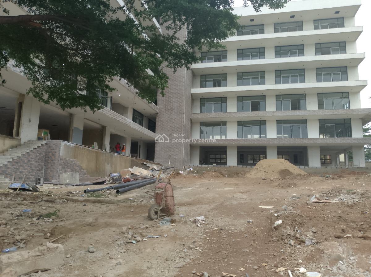 129sqm in Wuse 2 Suitable for Pharmacy, Ademola Adetokunbo Street, Wuse 2, Abuja, Plaza / Complex / Mall for Rent