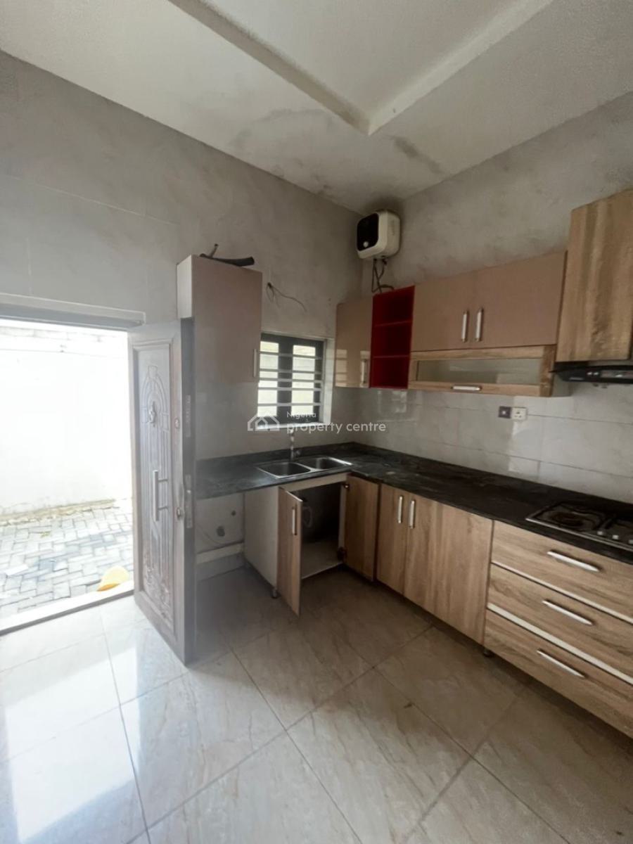 Big Spacious Mini Flat with Big Kitchen, Chevron Off Conservation Road, Lekki, Lagos, Mini Flat (room and Parlour) for Rent