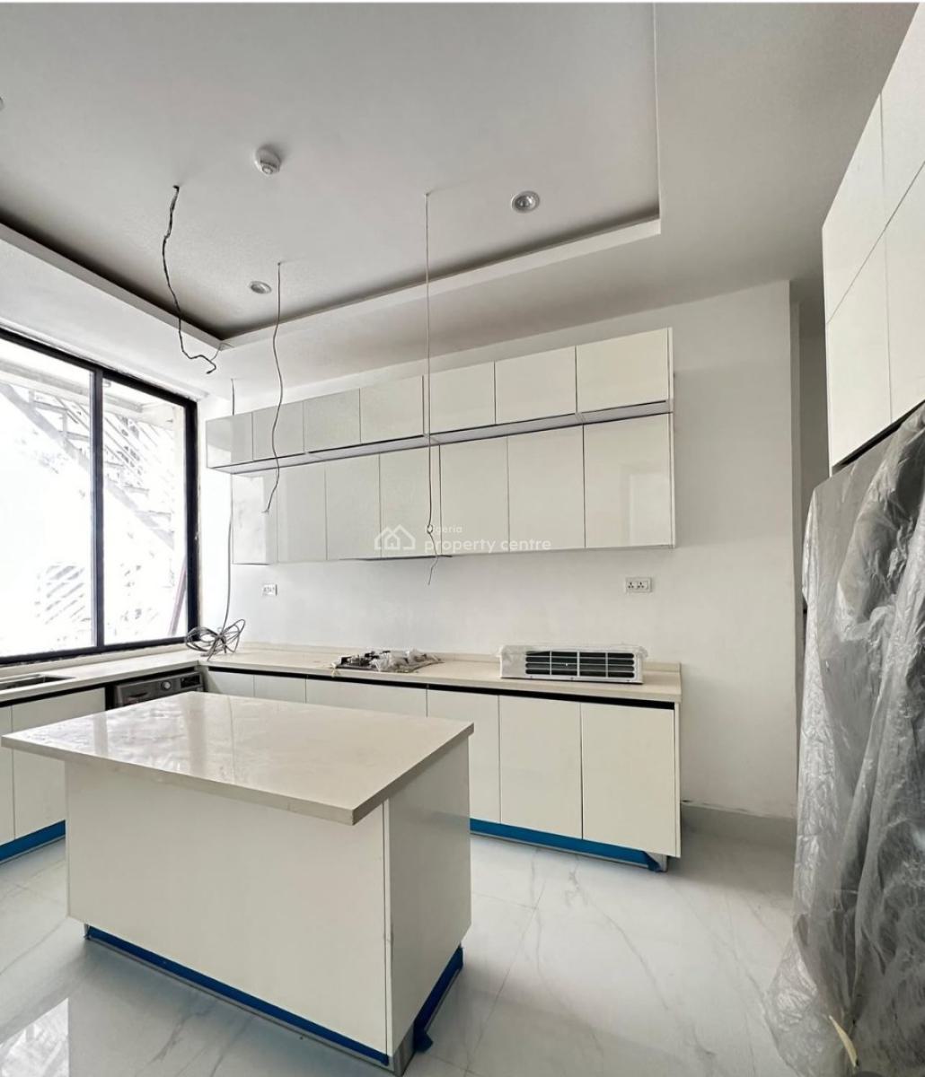 Luxury 3 Bed Apartment with a Bq , Swimming Pool & Elevator, Gym, Lekki Phase 1, Lekki, Lagos, Flat / Apartment for Sale