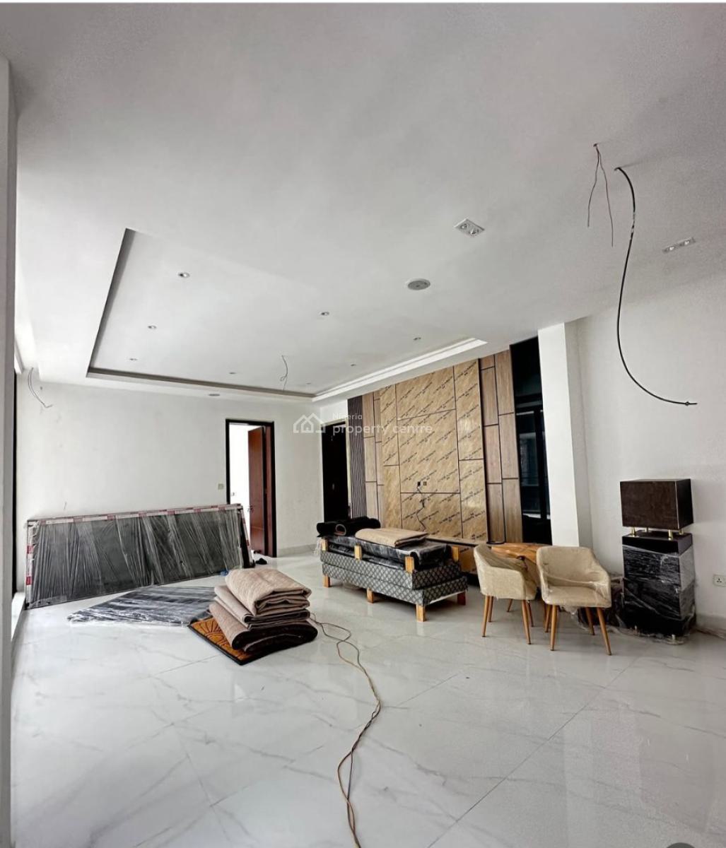 Luxury 3 Bed Apartment with a Bq , Swimming Pool & Elevator, Gym, Lekki Phase 1, Lekki, Lagos, Flat / Apartment for Sale