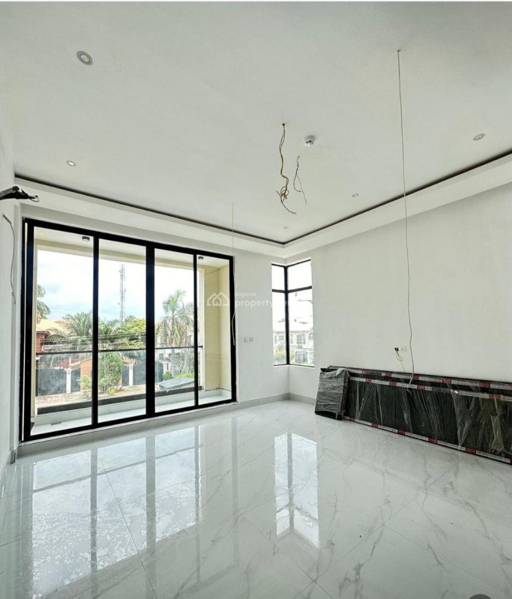 Luxury 3 Bed Apartment with a Bq , Swimming Pool & Elevator, Gym, Lekki Phase 1, Lekki, Lagos, Flat / Apartment for Sale