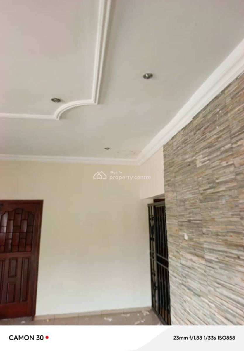 Well Maintain Renovated 3bedroom Bungalow with a Room Self Contain in, Omole Phase 2, Ikeja, Lagos, Flat / Apartment for Rent