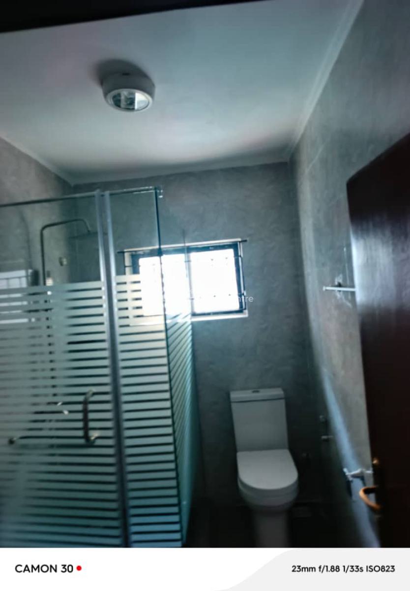 Well Maintain Renovated 3bedroom Bungalow with a Room Self Contain in, Omole Phase 2, Ikeja, Lagos, Flat / Apartment for Rent