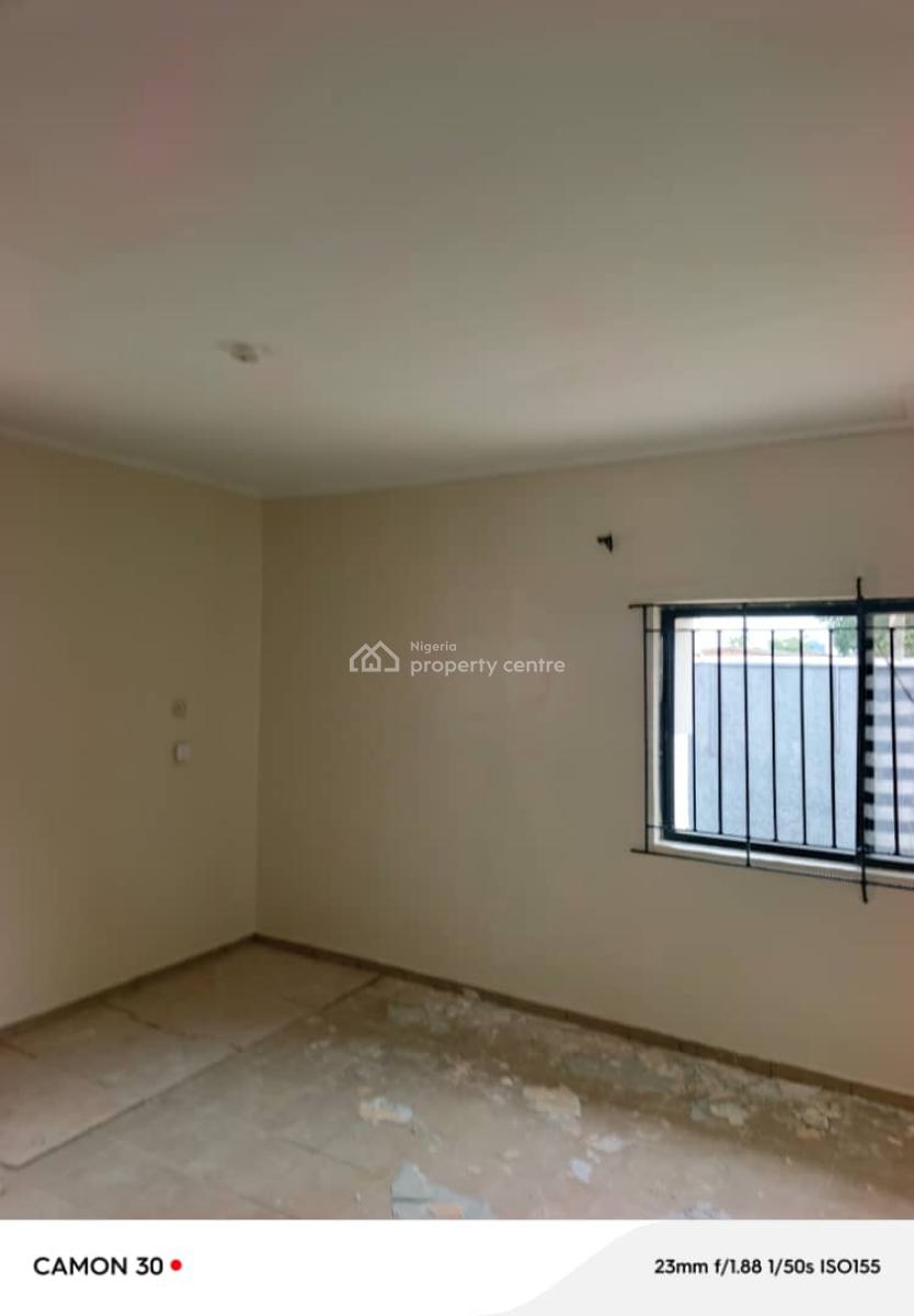 Well Maintain Renovated 3bedroom Bungalow with a Room Self Contain in, Omole Phase 2, Ikeja, Lagos, Flat / Apartment for Rent